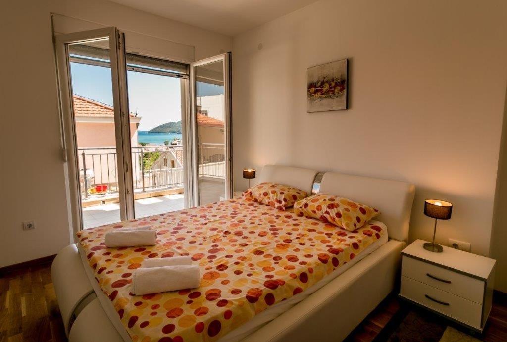 Apartments Lille Herceg Novi Exteriér fotografie