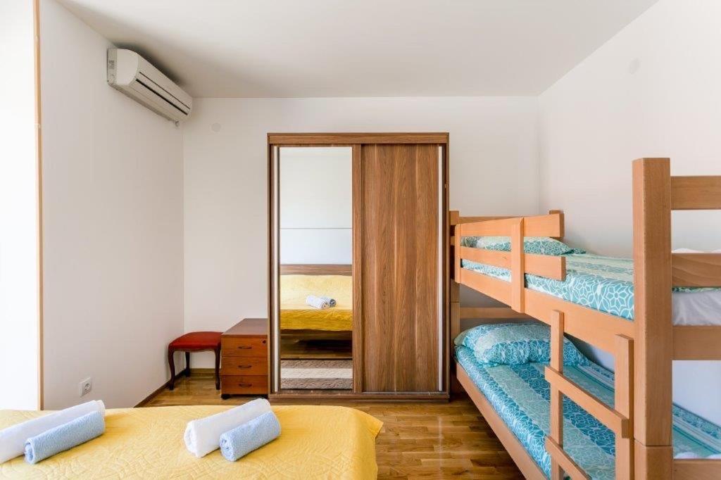 Apartments Lille Herceg Novi Exteriér fotografie