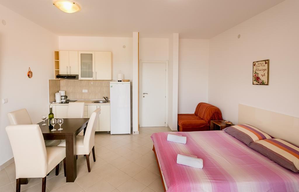 Apartments Lille Herceg Novi Exteriér fotografie