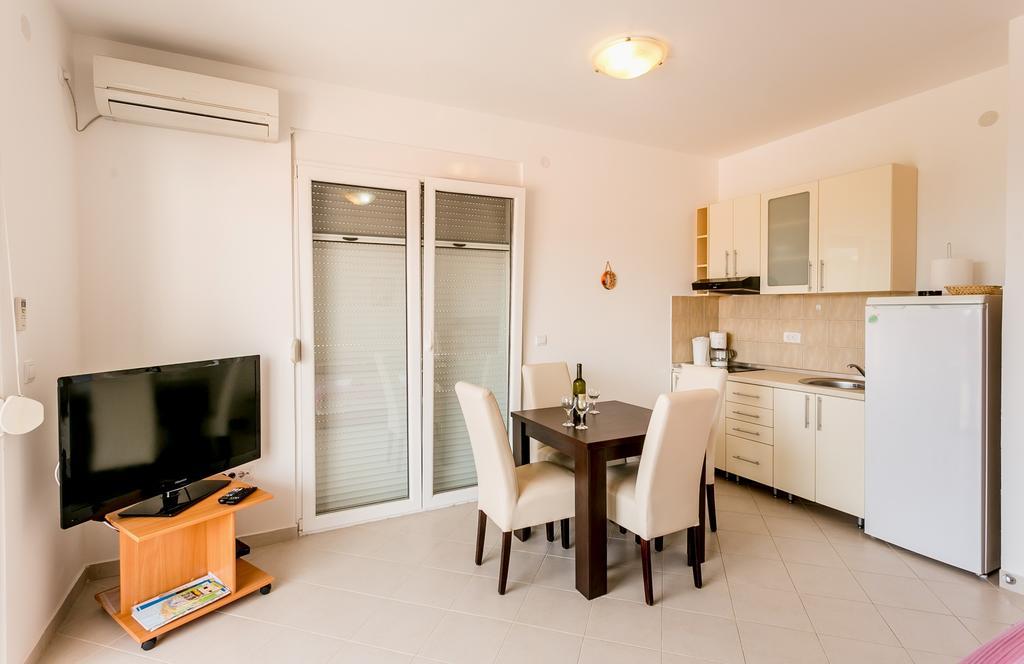 Apartments Lille Herceg Novi Exteriér fotografie