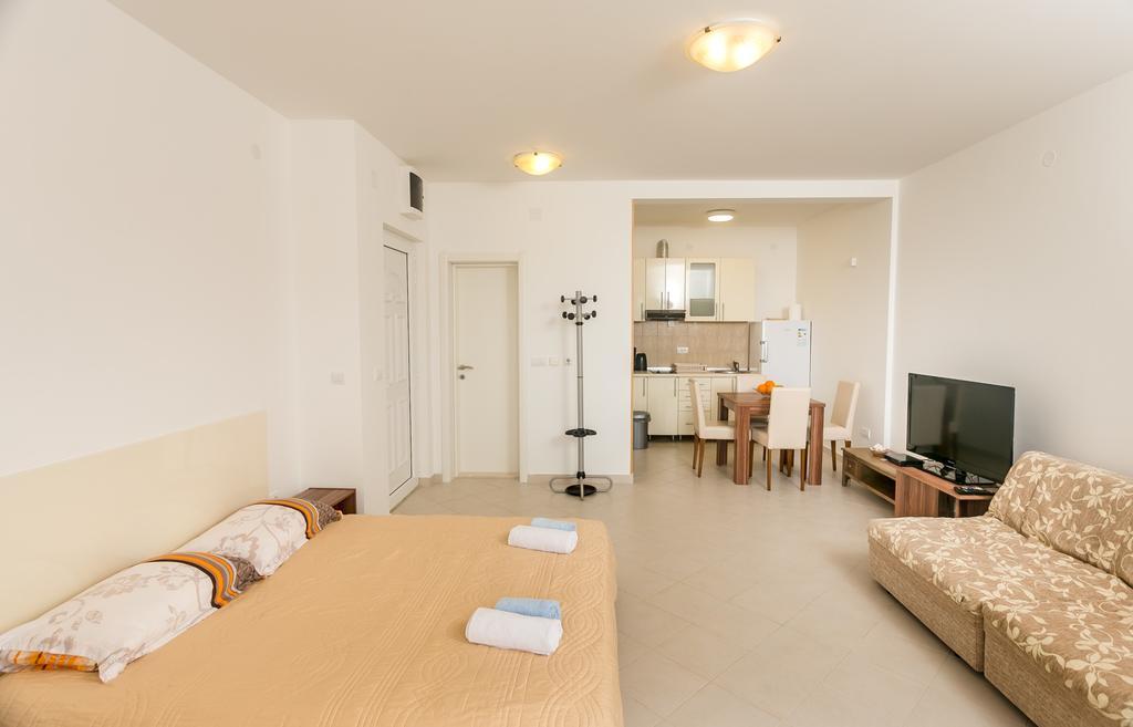 Apartments Lille Herceg Novi Exteriér fotografie