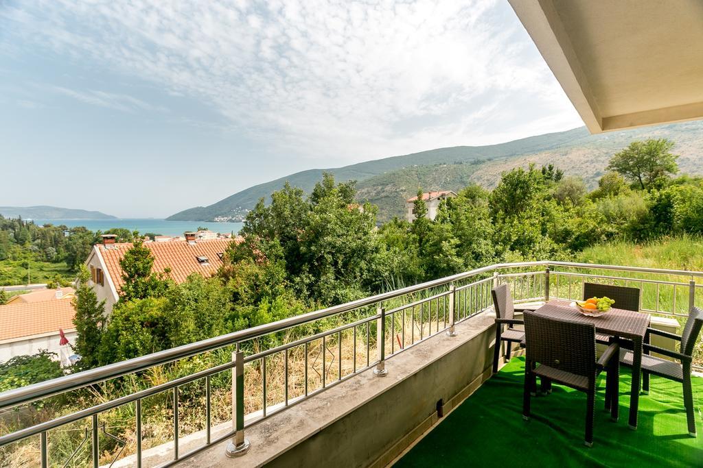 Apartments Lille Herceg Novi Exteriér fotografie